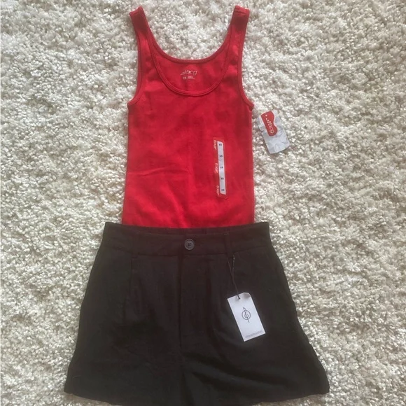 Tank and Shorts Size XS Bundle - Picture 1 of 3